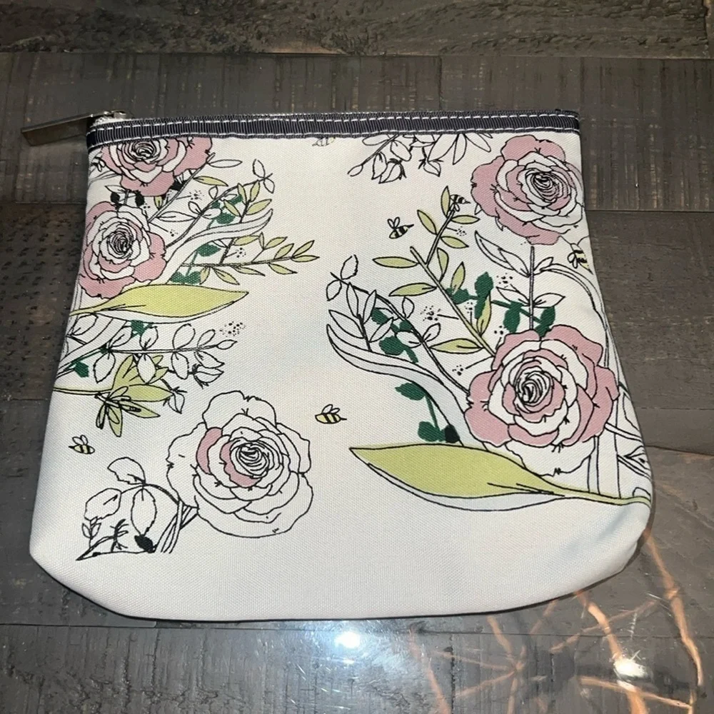 Fresh Beauty Floral Canvas Makeup Bag Pink Rose Bumblebee Zipper Pouch Travel